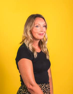 Amy Quinton staff profile photo