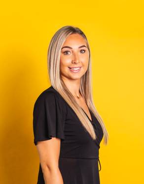 Bethany Weeks staff profile photo