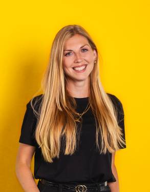 Freya Gillott staff profile photo