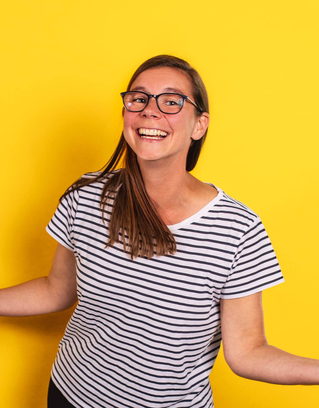 Ivana Lessner Listiakova staff profile photo