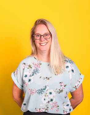 Mandi Syrett staff profile photo