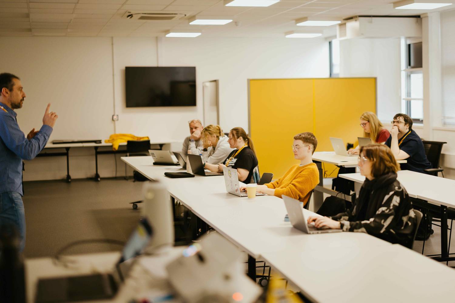 Psychology students in seminar