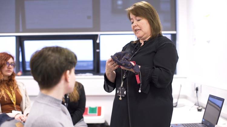 Lecturer teaching in seminar