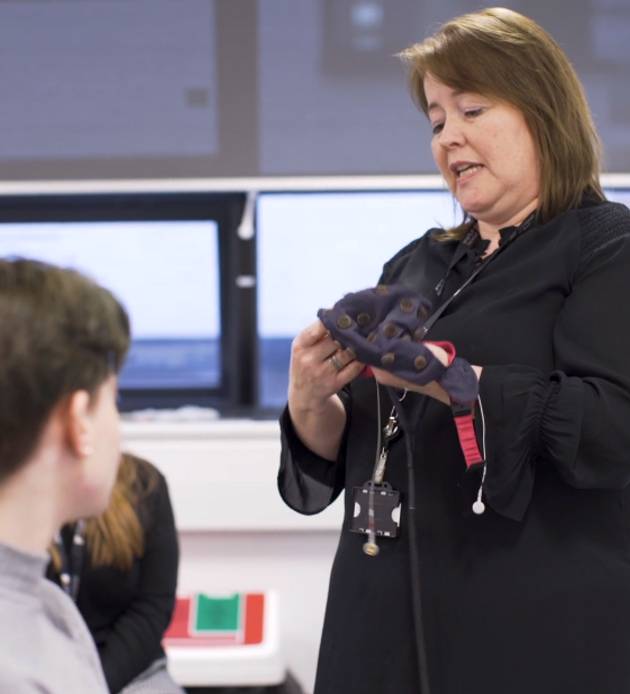 Lecturer teaching in seminar